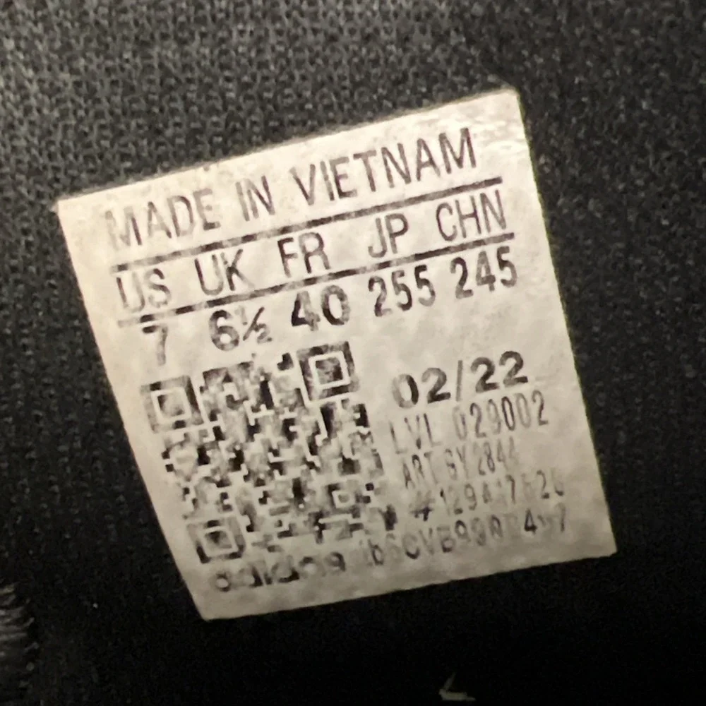 adidas gy2844 issue